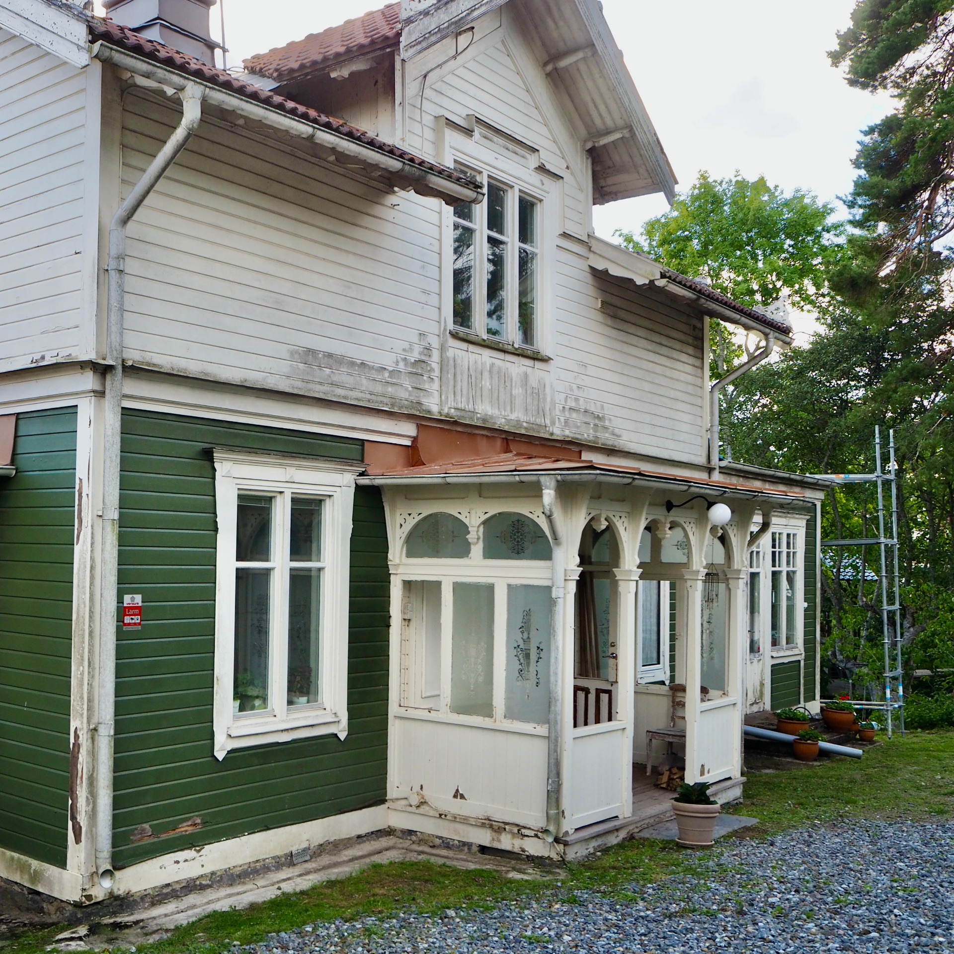 Villa Kullen på Dalarö restaureras med hållbara metoder